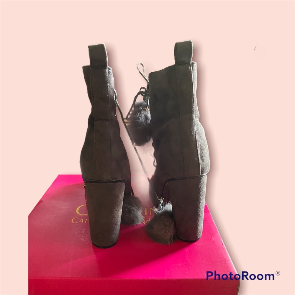 Boots - Picture 4 of 4